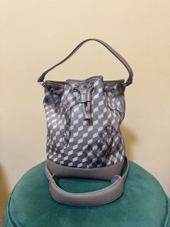(Kategori: ) berada di . Dikirim oleh hellogemini (ID iklan 1454634733, Gambar 1). Deskripsi: .