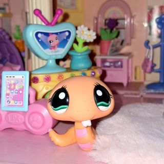 (Category: ) located in . Submitted by ssaeya (Listing ID 1454700001, Image 1). Description: .
