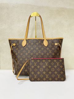 (Category: ) located in . Submitted by jscollectionbags (Listing ID 1454656437, Image 1). Description: .