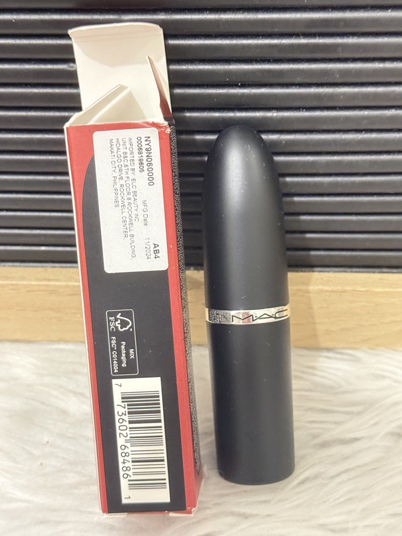 MAC Maximal silky matte lipstick- RUSSIAN RED (Category: Makeup) located in Quezon City. Submitted by quirksandcurls (Listing ID 1454691062, Image 3). Description: .