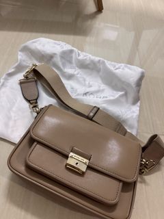 （分類：）位於 。 由 basi1chin0 提交（商品編號 1454683465，圖片 1）。簡介： 。