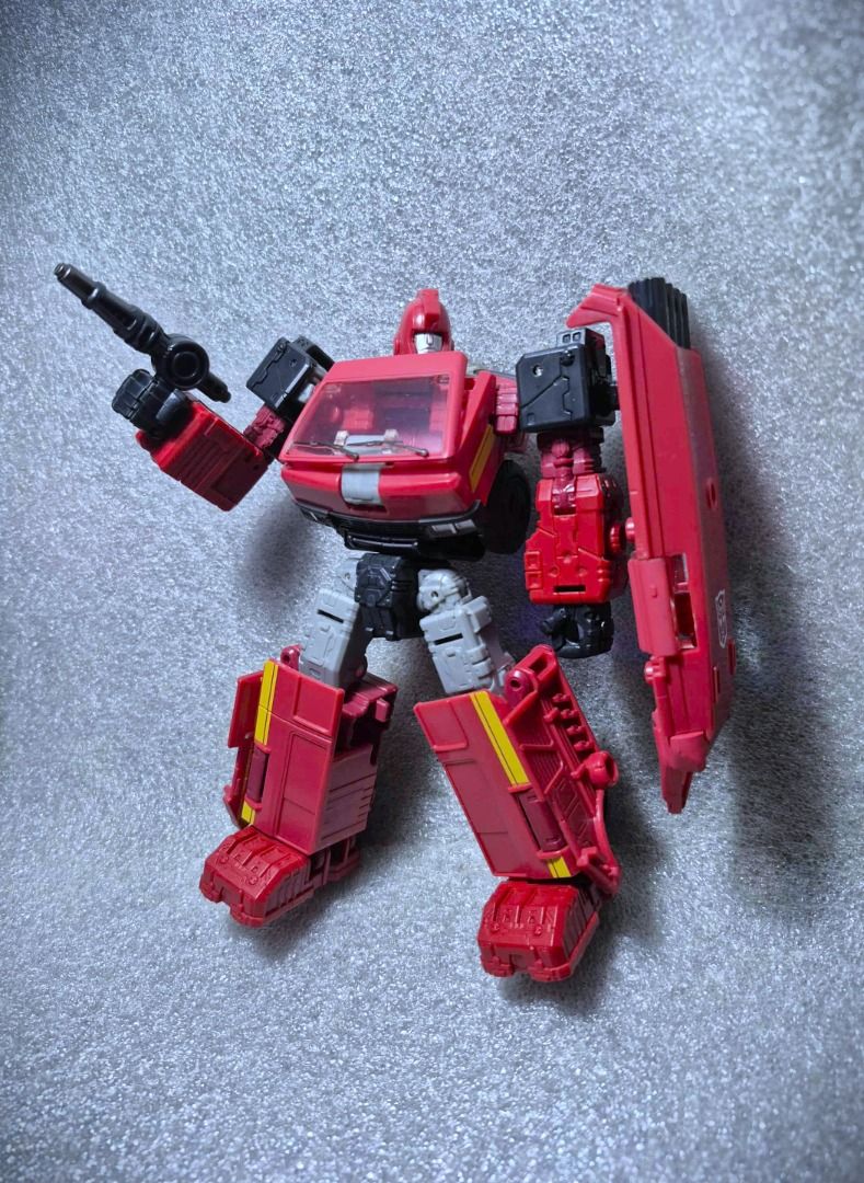 MISB EARTHRISE IRONHIDE Hasbro Deluxe Class Autobot Transformers (Category: Action & Battle Toys) located in Pasay City. Submitted by Chariselyn (Listing ID 1454726262, Image 1). Description: MISB EARTHRISE IRONHIDE (2,300+sf) Hasbro Deluxe Class Autobot Transformers Series: War for Cybertron Trilogy, 2020 Scale: 6 inches Stock: 1 Condition: 10/10 Issues: 0 Accessories: complete, no manual Mode of Payment: GCash or through your rider Shipping opt