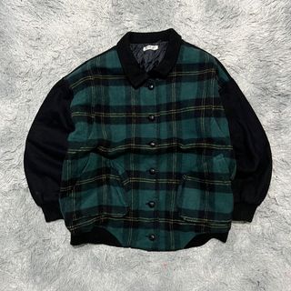 (Category: ) located in . Submitted by itsvintageclothing (Listing ID 1454695268, Image 1). Description: .