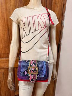 (Category: ) located in . Submitted by lilowearph (Listing ID 1454652673, Image 1). Description: .