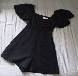 (Category: ) located in . Submitted by temptme (Listing ID 1454610949, Image 1). Description: .