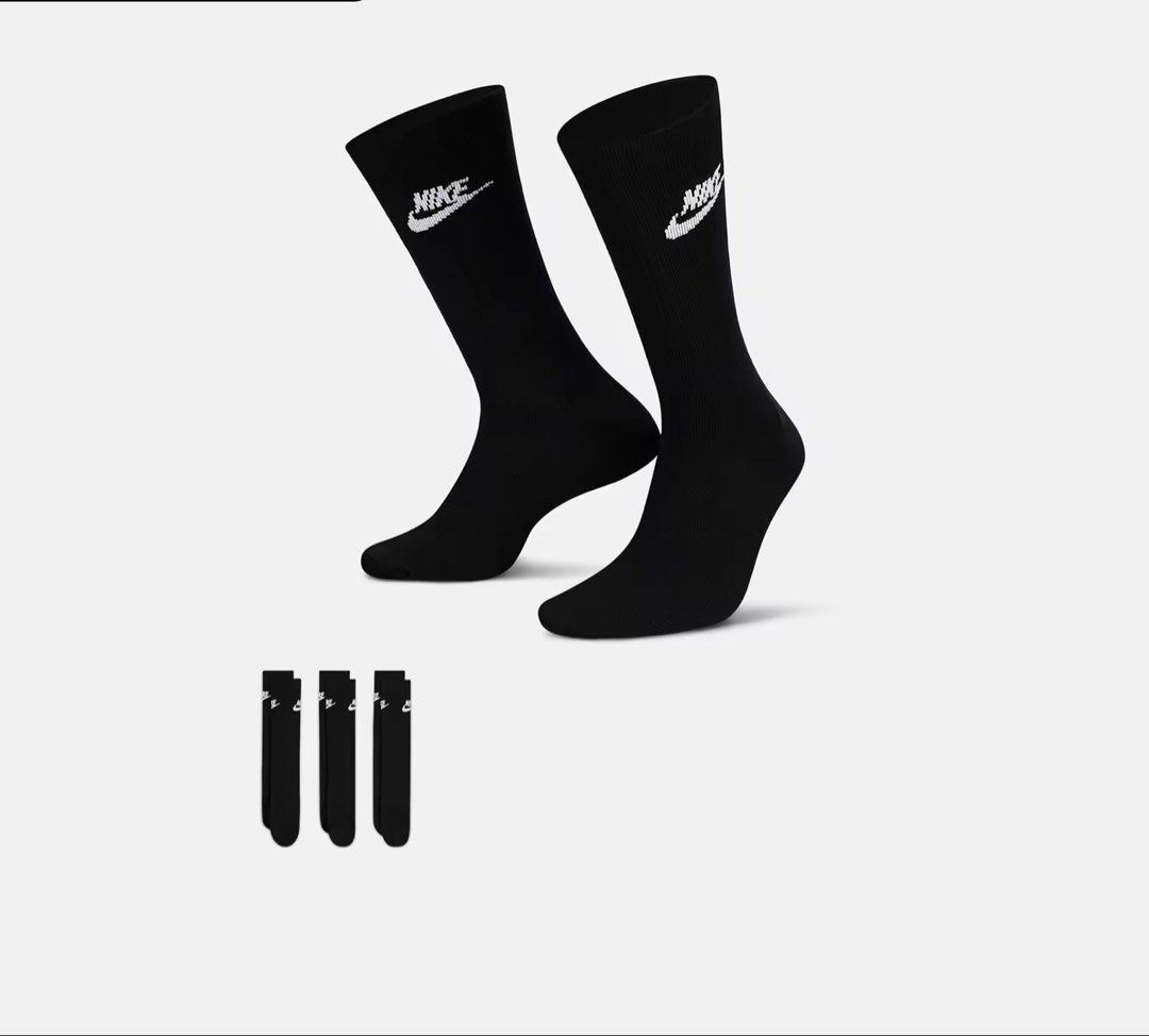Nike Everyday Essential Crew Socks (3 Pairs) - Black (Category: Socks) located in Baguio. Submitted by snappzy (Listing ID 1454696758, Image 1). Description: •Original and Brand New •Complete with plastic and tags •Size available: Medium and Large .
