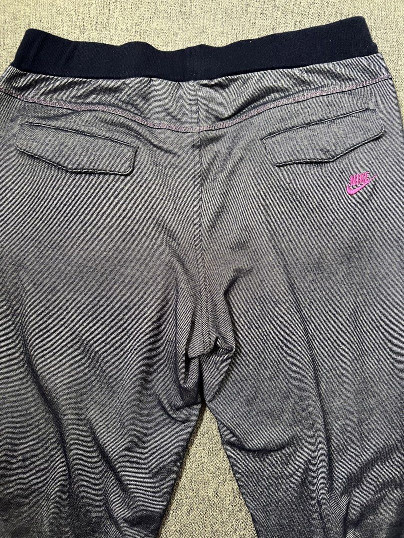 Nike flare yoga pants (Category: Other Bottoms) located in Muntinlupa City. Submitted by thriftdripbyjm (Listing ID 1454631695, Image 2). Description: Nike flare yoga pants Color rate: as new Dimes: 16x41 ( L on tag) Hemline: 10 Issue: minimal stain Price: 950 .