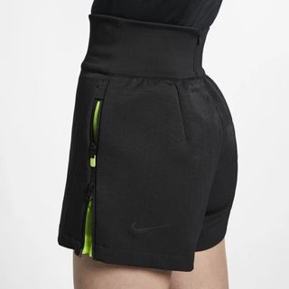 (Category: ) located in . Submitted by ywthrift (Listing ID 1454583834, Image 1). Description: .