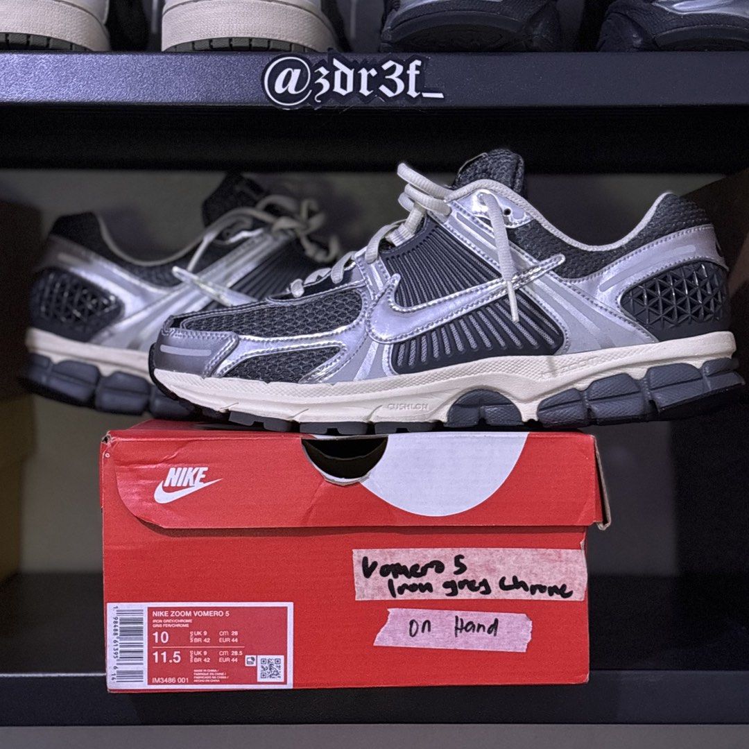 Nike Vomero 5 'Iron Grey Chrome' (2025) (Category: Sneakers) located in Bulacan. Submitted by zdref_ (Listing ID 1454634132, Image 1). Description: DECLUTTER/TRADE (10-10-5 ONLY) Nike Vomero 5 'Iron Grey/Metallic Chrome' (2025) 10 USED | OG Box, and Papers ₱4,500 Meet-up, Lalamove, J&T, JRS, or LBC.
