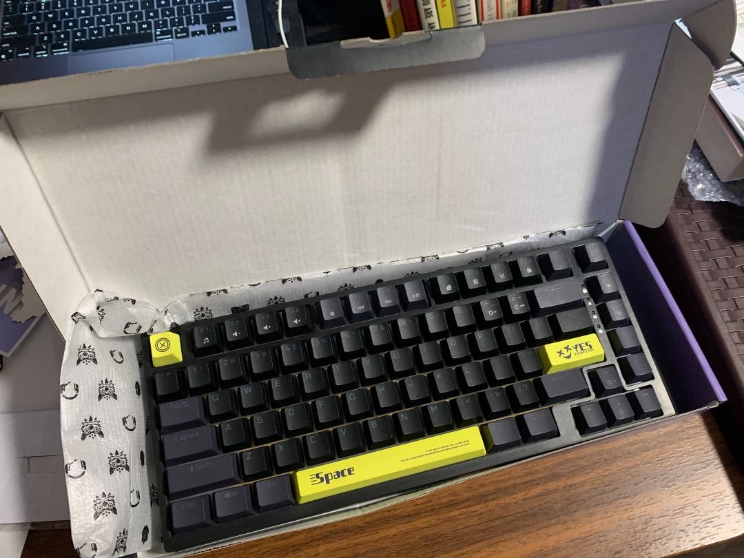 Onikuma G52 SPACE Black 82 keys mechanical keyboard (Category: Computer Keyboard) located in Quezon City. Submitted by rafasamirgal (Listing ID 1454670539, Image 1). Description: Key feature: -mechanical switches -gaming and everyday typing -RGB backlit -wired (USB interface).