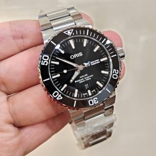 (Category: ) located in . Submitted by anotherwatchstore (Listing ID 1454707664, Image 1). Description: .