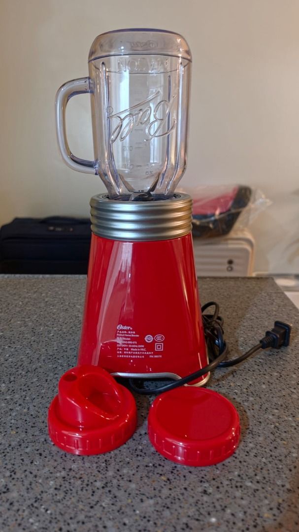 Oster Blender (Category: Juicers, Blenders & Grinders) located in San Juan City. Submitted by cmcreo (Listing ID 1454693517, Image 2). Description: Oster Blender Good working condition. Barely used. Complete with 1 blender jar, cover and pouring lid. Perfect for smoothies, shakes and quick everyday blending. RFS: decluttering.