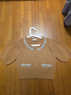 (Category: ) located in . Submitted by ailun27 (Listing ID 1454698480, Image 1). Description: .
