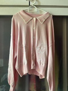 (Category: ) located in . Submitted by esbcloset (Listing ID 1454654188, Image 1). Description: .