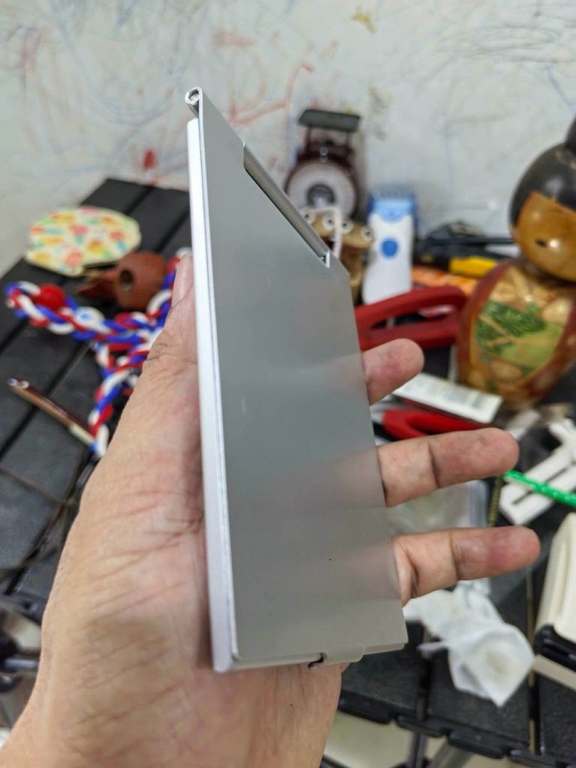 Pocket Mirror (Category: Mirrors) located in Cebu City. Submitted by dudes_villanueva (Listing ID 1454696203, Image 3). Description: Pocket Mirror 📌 In excellent condition. L3.6xH5 in.