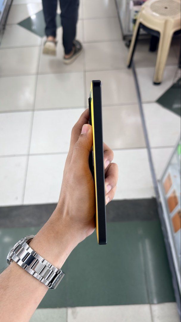 Poco X7 Pro 256gb FU with charger only (Category: Xiaomi) located in Manila. Submitted by carimgadgets (Listing ID 1454735878, Image 3). Description: .