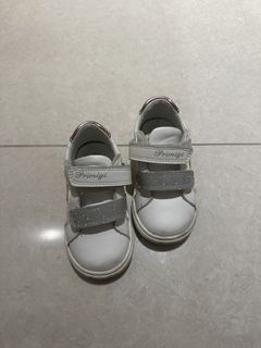 （分類：）位於 。 由 hkggp 提交（商品編號 1454704952，圖片 1）。簡介： 。