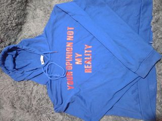 (Category: ) located in . Submitted by gengthrift_84 (Listing ID 1454583350, Image 1). Description: .