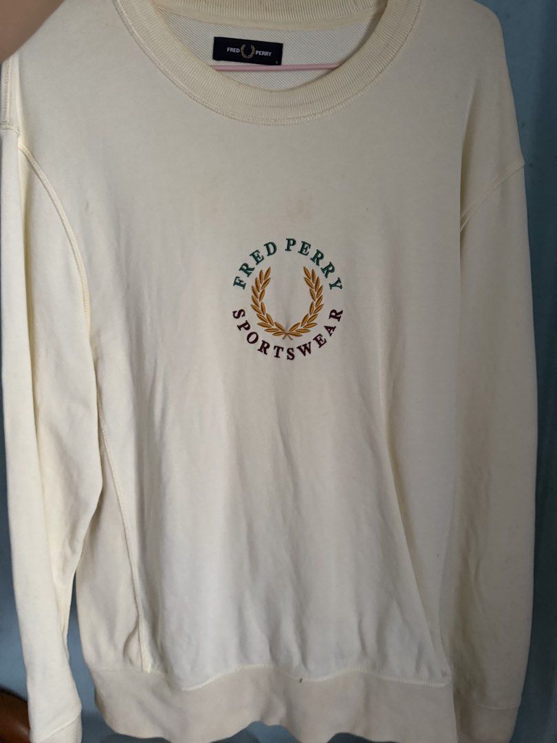 Pullover Jacket (Category: Coats, Jackets and Outerwear) located in Singapore. Submitted by flipbrickss (Listing ID 1454641489, Image 1). Description: 1x Fred Perry Pullover ($20) 1x Champion Pullover ($10) Price can negotiate.