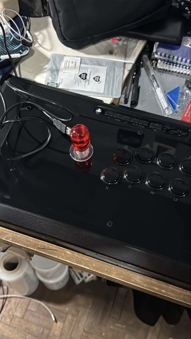 Qanba Obsidian 2 (Category: Controllers) located in Las Pinas. Submitted by yogabz._ (Listing ID 1454721058, Image 2). Description: personal stick with box pa knee neo lever with box nakatambak lang used for 8-10 tk8 online sessions no issues nego 📍 las pinas.