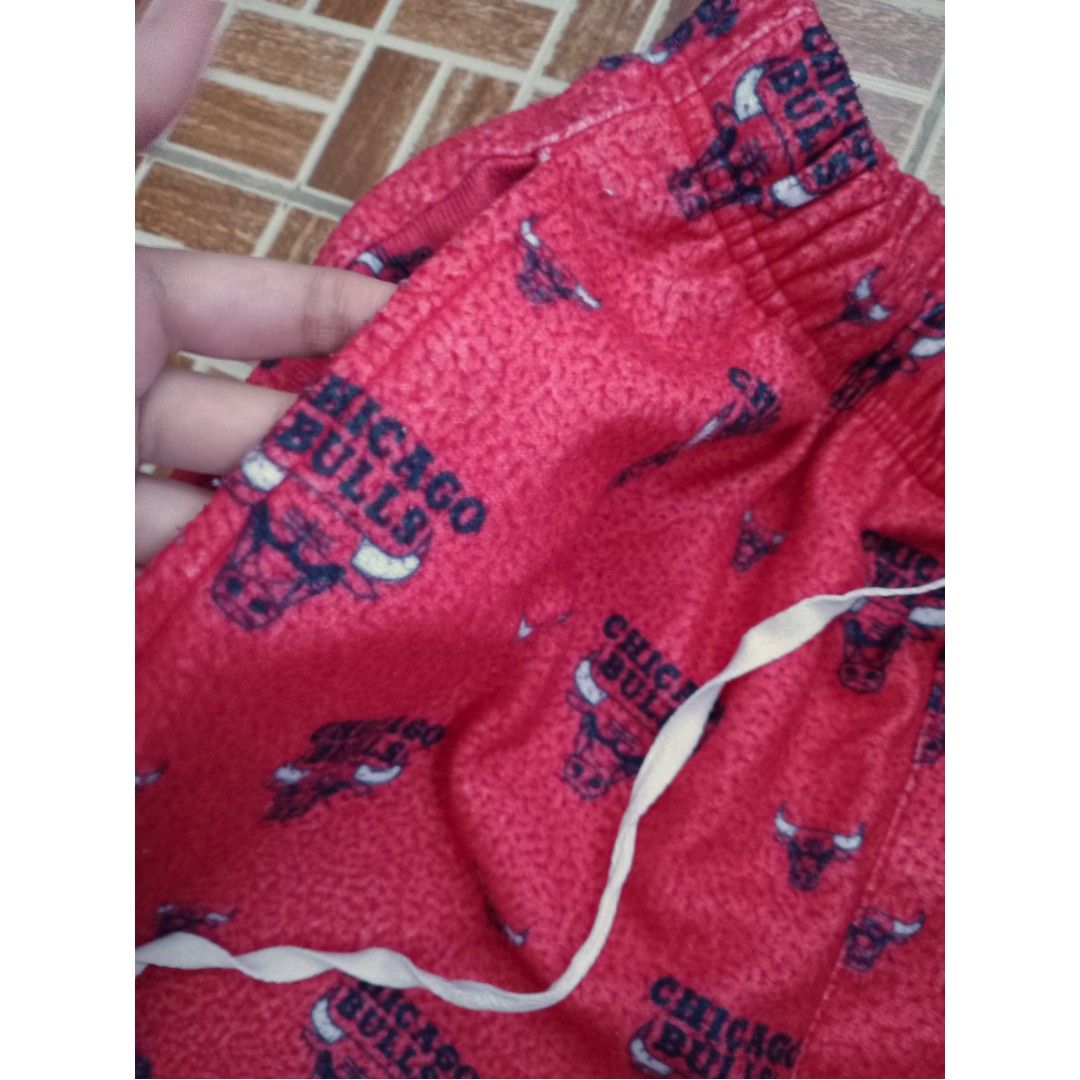 Red Chicago Bulls NBA Joggers (Category: Joggers) located in San Fernando. Submitted by prelovednamin (Listing ID 1454614417, Image 3). Description: Condition: 10/10, string needs to be adjusted Size: S RFS: di kasya sa kapatid ko 📍 Pampanga MOP: Gcash/Bank transfer MOD: Direct J&T (sf shouldered by buyer).