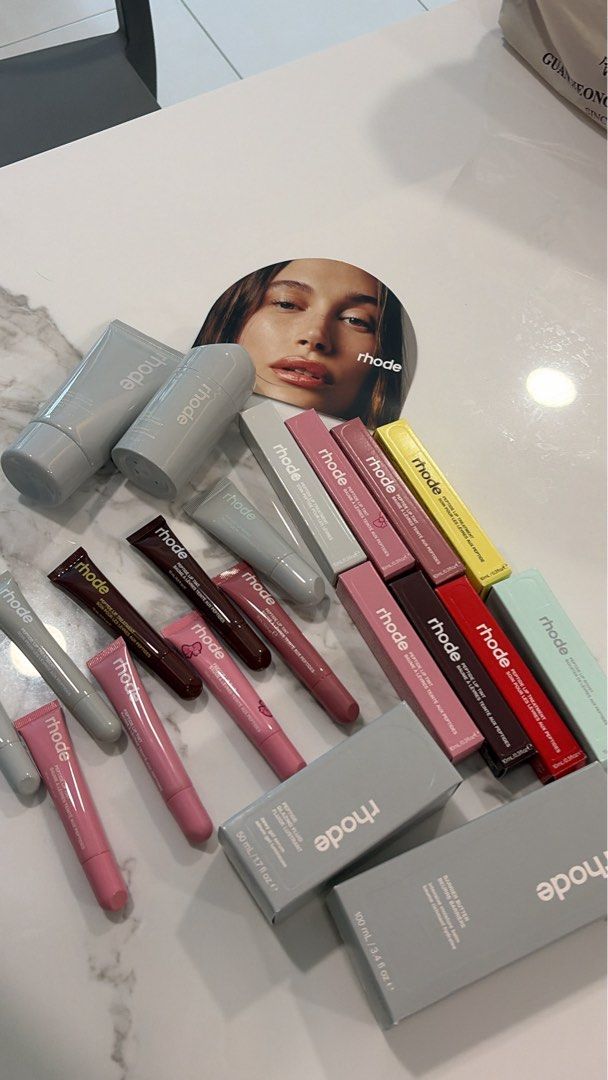 Rhode Authentic!! (Category: Makeup) located in Tanjung Tokong. Submitted by himalayaa59 (Listing ID 1454689930, Image 2). Description: All Original from MECCA Melbourne! Can Negotiate prices Rhode Lip peptide -Pretzel (Discontinued) 159 🚫 -Ribbon (Scented Discontinued) 159 -Ribbon Unscented 130 Rhode Lip Treatment -Caramalized banana (The Biebers) (Discontinued) 159 Rhode Lip boost -Sugarmint 145 Rhode lip treatment -Vanilla-139 Rhode Pocket Bl