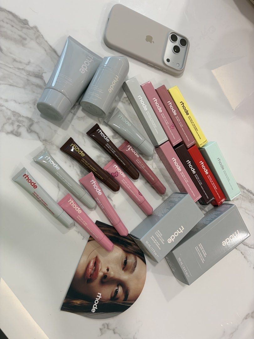 Rhode Authentic!! (Category: Makeup) located in Tanjung Tokong. Submitted by himalayaa59 (Listing ID 1454689930, Image 3). Description: All Original from MECCA Melbourne! Can Negotiate prices Rhode Lip peptide -Pretzel (Discontinued) 159 🚫 -Ribbon (Scented Discontinued) 159 -Ribbon Unscented 130 Rhode Lip Treatment -Caramalized banana (The Biebers) (Discontinued) 159 Rhode Lip boost -Sugarmint 145 Rhode lip treatment -Vanilla-139 Rhode Pocket Bl