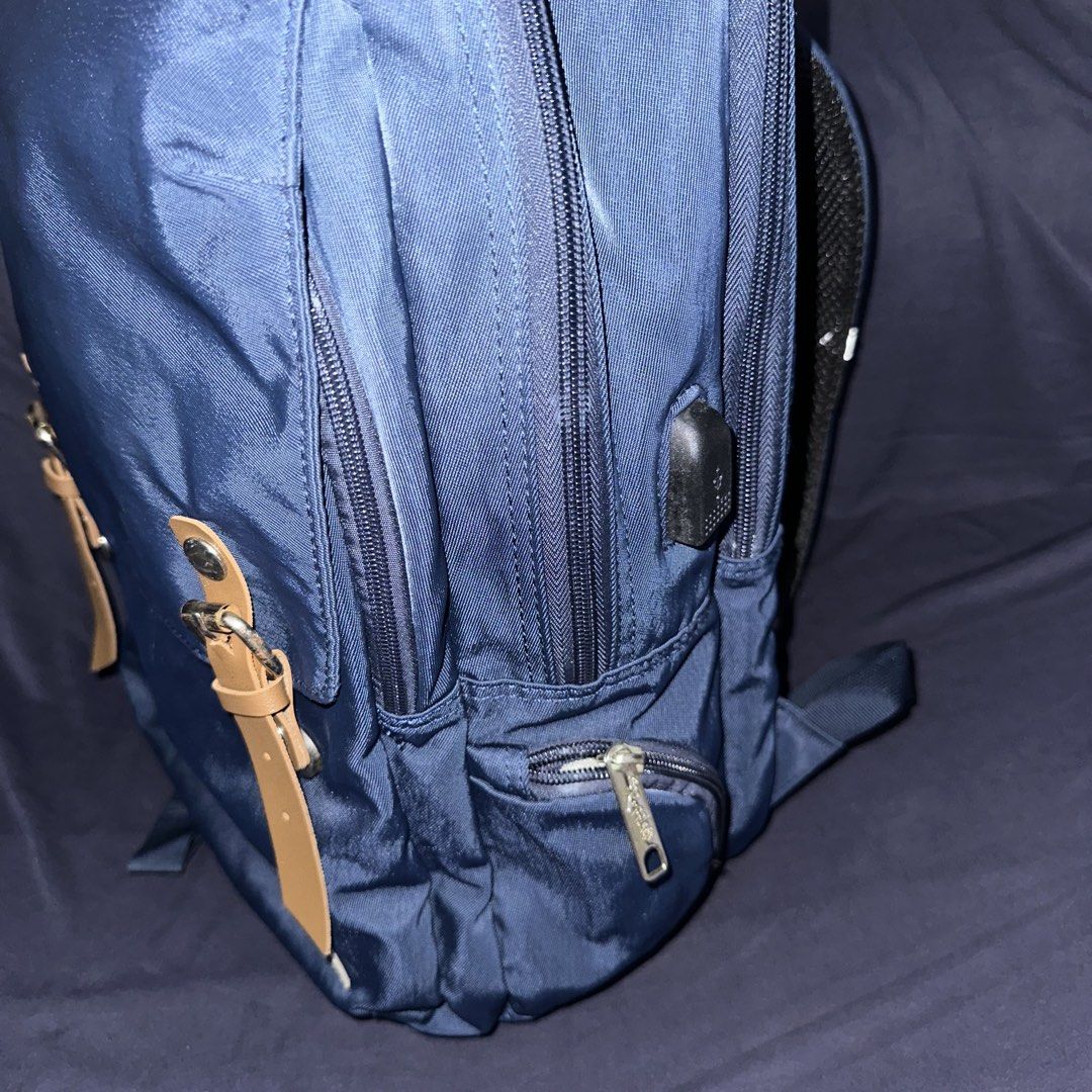 Ruffles 16” Pauline Navy Blue Backpack (Category: Backpacks) located in Cavite. Submitted by louisedelic (Listing ID 1454716147, Image 3). Description: Used like new Bought for ₱1699 sm moa Good for office and school use All zippers and compartments working Meetup/Pickup Maginhawa QC Imus, Cavite Lalamove - buyer will shoulder shipping fee.