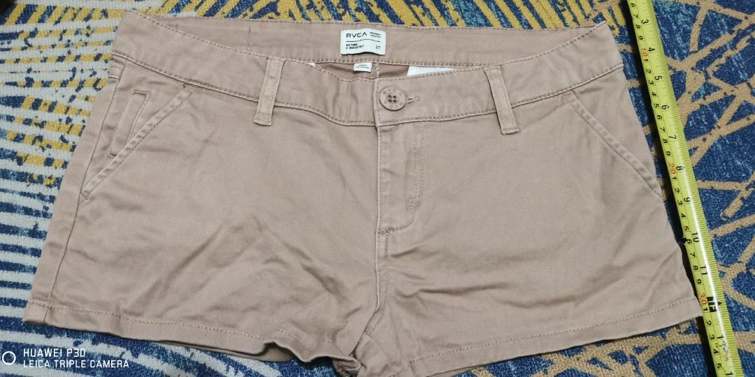 RVCA mini short (Category: Shorts) located in San Jose. Submitted by thrift_ni_sir (Listing ID 1454713527, Image 1). Description: Excellent condition MOP gcash MOD j&t, flash express Add shipping fee.