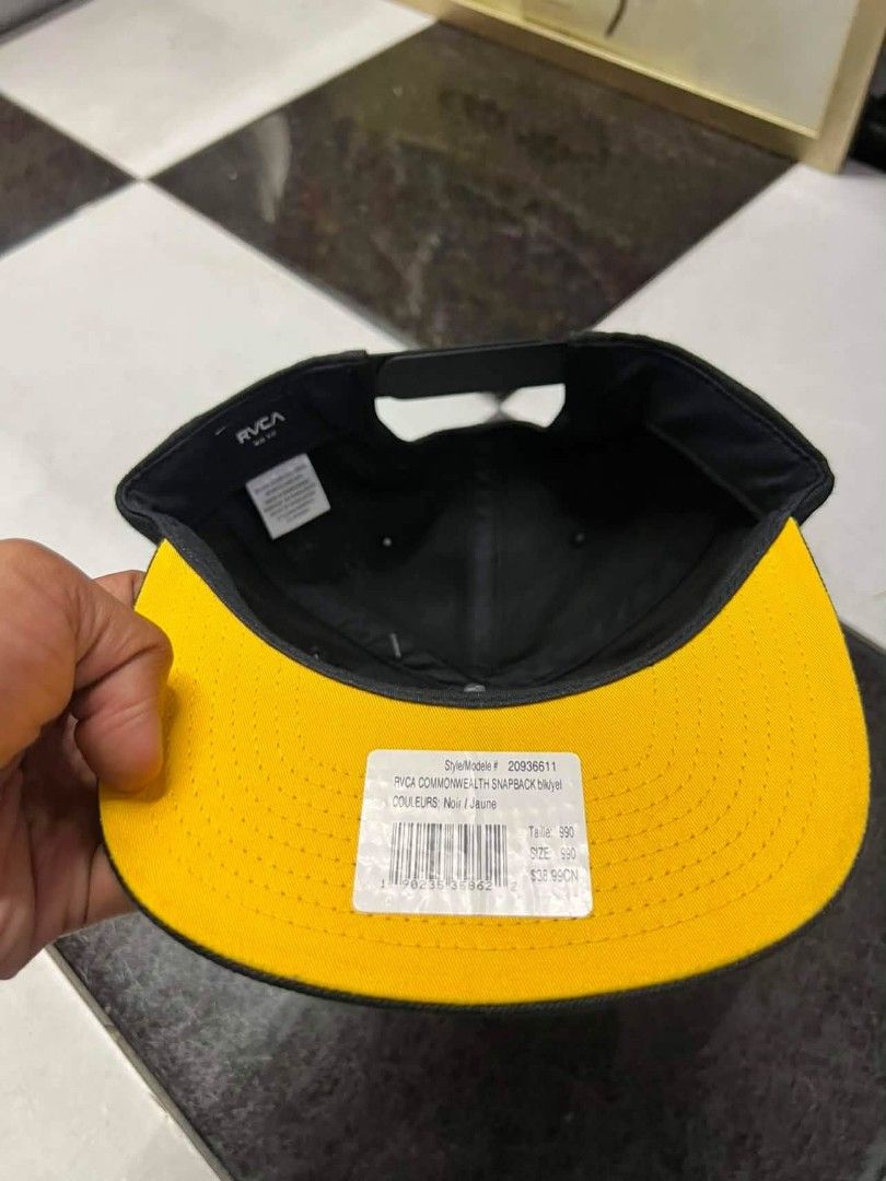 RVCA SnapBack (Category: Activewear) located in Cebu City. Submitted by zkzmxhmm (Listing ID 1454741140, Image 3). Description: RVCA SNAPBACK ✅GOOD CONDITION ✅BRANDNEW w/ TAGS ✅DEADSTOCK No issue 📩📩.