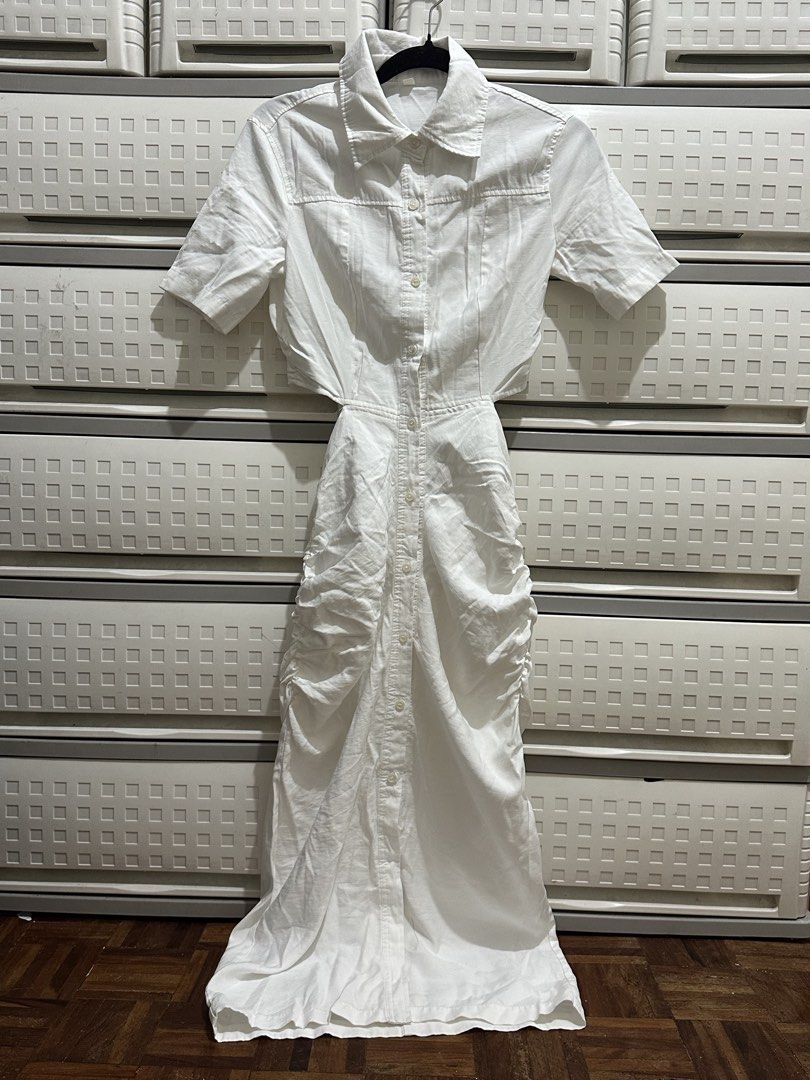 SHEIN Cut Out Ruched Dress (Category: Dresses) located in Quezon City. Submitted by qcprlvd (Listing ID 1454650994, Image 2). Description: used once, needs wash lang.