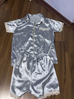 (Category: ) located in . Submitted by 3eightsewennn (Listing ID 1454734734, Image 1). Description: .