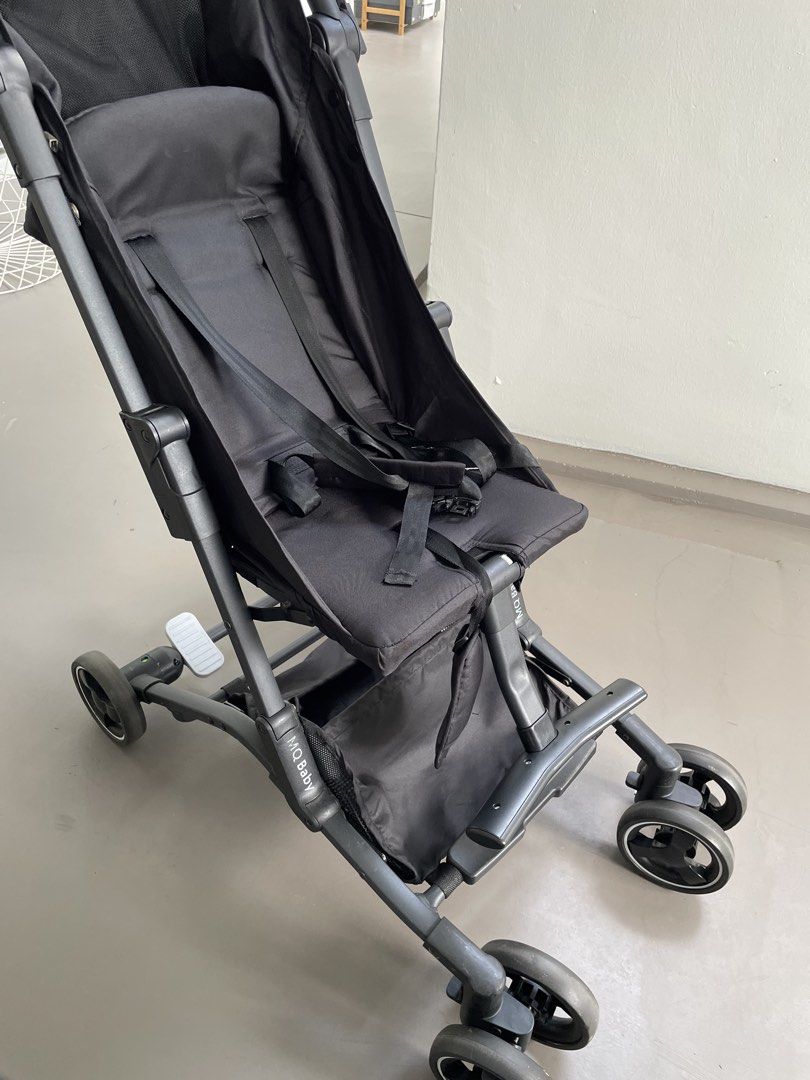 Stroller (Category: Strollers) located in Singapore. Submitted by nimzhani (Listing ID 1454651439, Image 3). Description: - self collection only/arrange own delivery - 2 strollers available - 1 for $30, take both for $50 - letting go asap .