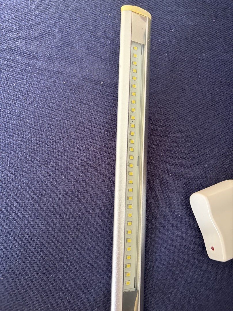 Study lamp (Category: Everything Else) located in Singapore. Submitted by sweet_2dollar_deals_4u (Listing ID 1454580745, Image 2). Description: Pick from Lorong Chuan MRT Lamp comes with the adapter .