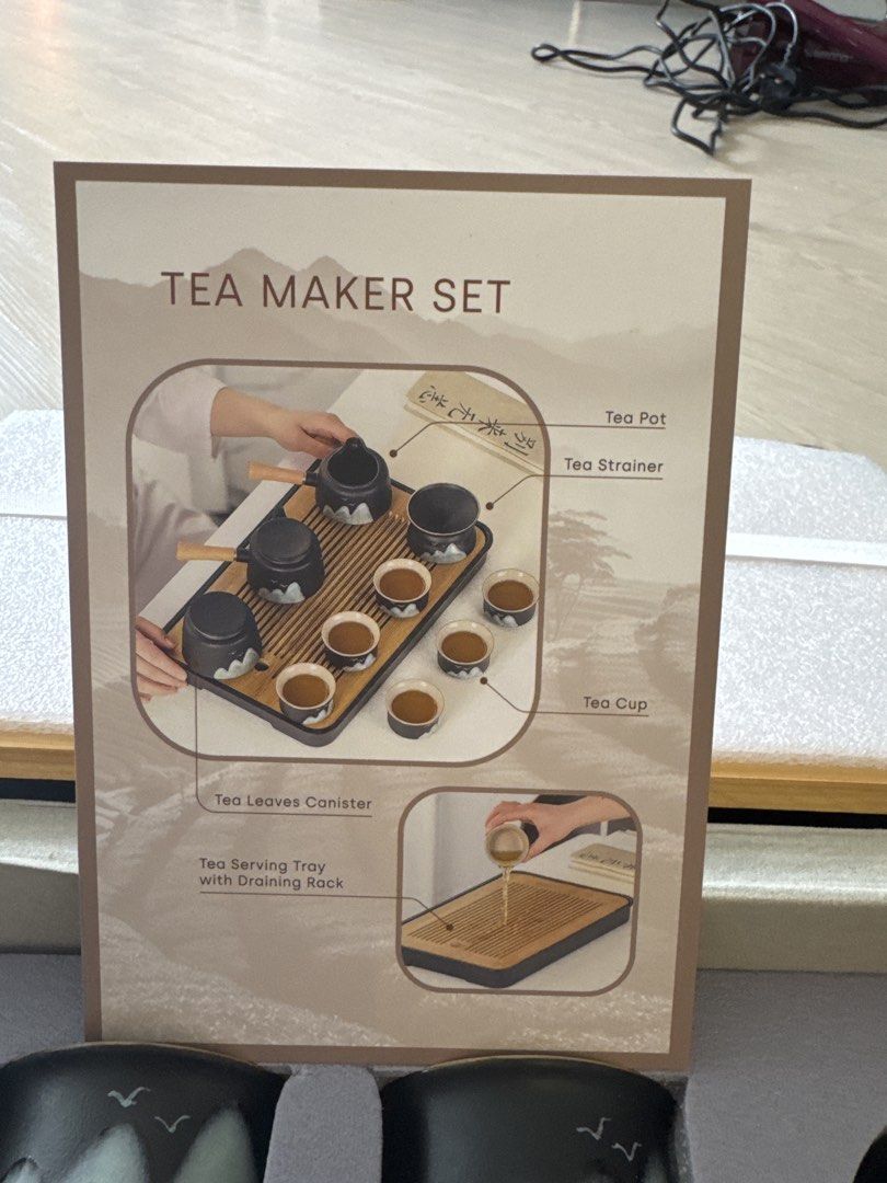Tea Maker Set (Category: Bakeware) located in Singapore. Submitted by chewchew1709 (Listing ID 1454575150, Image 2). Description: .