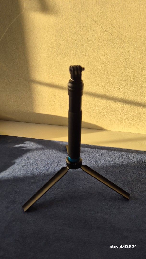 Telesin Extension Pole Grip Monopod-Tripod (Category: Tripods & Monopods) located in Bantay. Submitted by backyardcyclist (Listing ID 1454587934, Image 2). Description: - Telesin Monopod-Tripod - Versatile 2-in-1 design: Use as an extension pole or a tripod. - Perfect for capturing wider shots or achieving stable footage. - Extends to a generous length for more shooting options. - Sturdy tripod legs fold out for a stable base. - Universal mount c