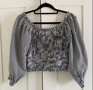 (Category: ) located in . Submitted by shopsundayx (Listing ID 1454618796, Image 1). Description: .