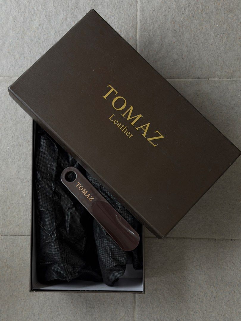 TOMAZ (Category: Dress shoes) located in Rawang. Submitted by ridzidrus (Listing ID 1454599451, Image 2). Description: TOMAZ F337 Pakai sekali je masa nikah, lepas tu dah tak guna. Beli RM260, nak jual 120.