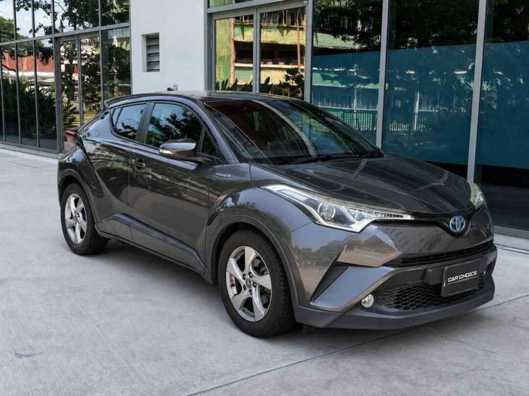 TOYOTA C-HR HYBRID 1.8 CVT (Category: Used Cars) located in Singapore. Submitted by sgcarchoicewc (Listing ID 1454581526, Image 2). Description: Sales Contact: Casper Lim tel:90687290 .