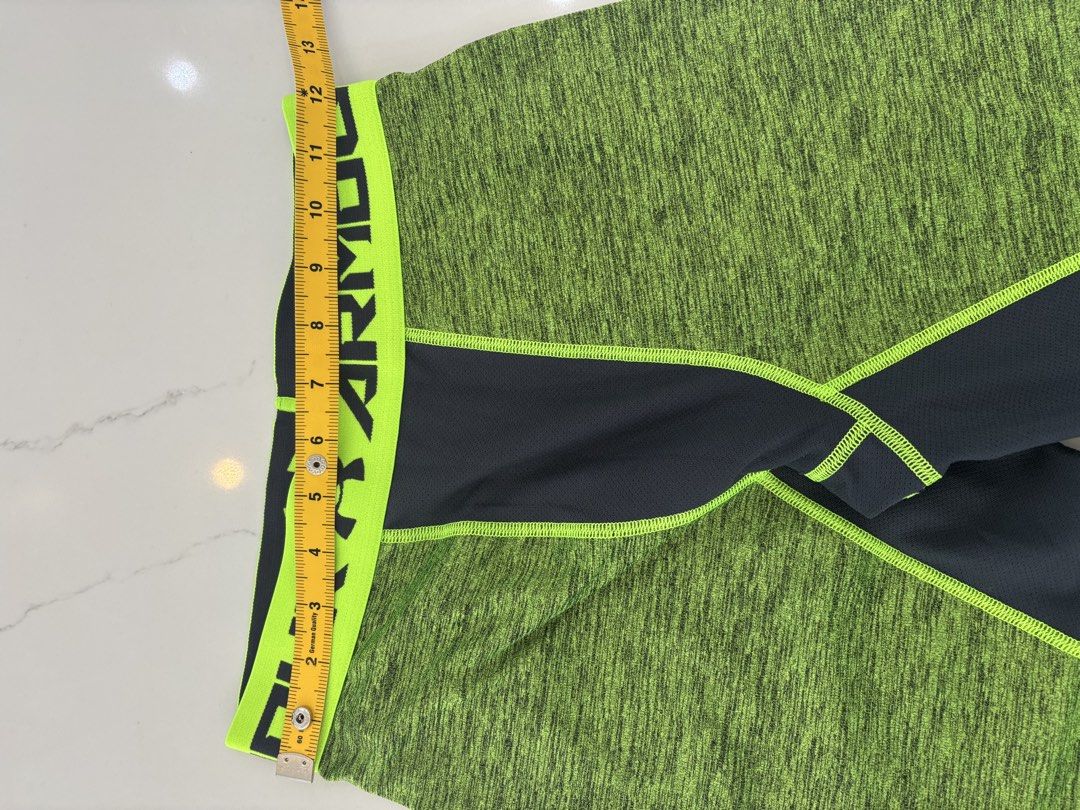 Under Armour Compression sports leggings (Category: Activewear) located in Muntinlupa City. Submitted by nicethingsforsale1 (Listing ID 1454568256, Image 3). Description: .
