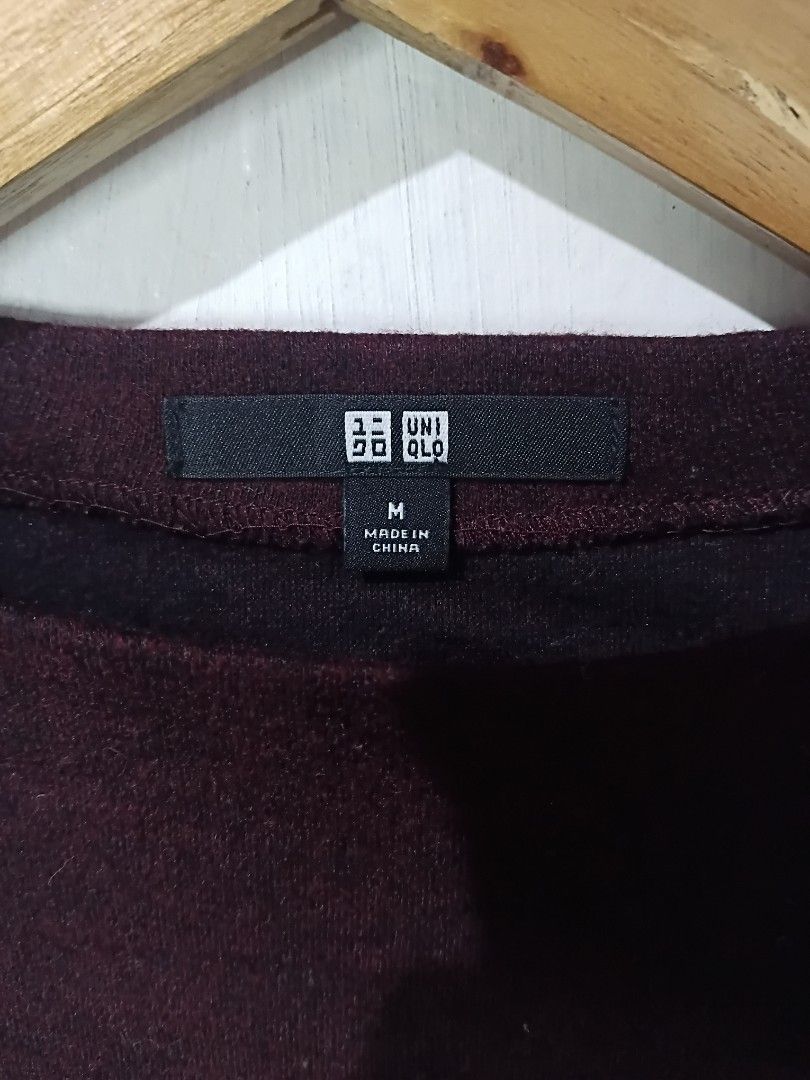 UNIQLO (Category: Longsleeves) located in Caloocan City. Submitted by nottyprelovedph (Listing ID 1454588499, Image 3). Description: 22x20 M ON TAG.