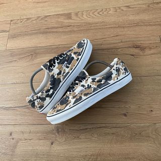 (Category: ) located in . Submitted by lusuhbundlestore3 (Listing ID 1454746021, Image 1). Description: .