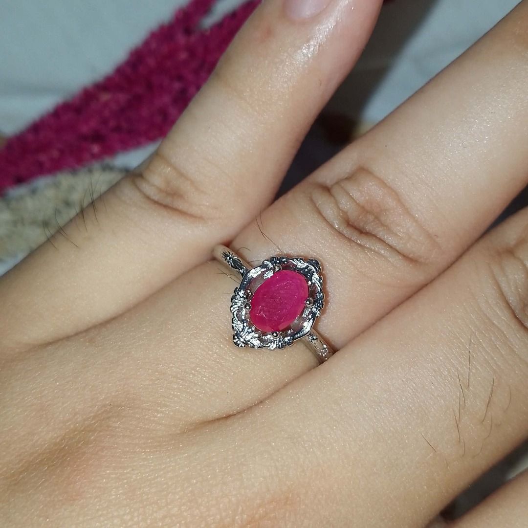 Velvet Rosé — Faceted Ruby Vintage Halo Ring | Natural Ruby Silver-Tone Ring 💗✨ (Category: Rings) located in Davao. Submitted by jastthings (Listing ID 1454699068, Image 2). Description: Velvet Rosé — Faceted Ruby Vintage Halo Ring | Natural Ruby Silver-Tone Ring 💗✨ PRODUCT DETAILS 💎 Gemstone: Natural Ruby 💧 Shape: Oval / Faceted 📏 Stone Size: 7 x 5 mm 💍 Metal: Silver-Tone Setting ✨ Accent Stones: Clear Sparkling Accent Stones 📐 Ring Size: