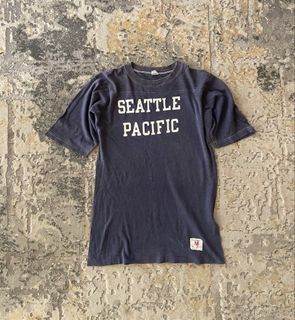 (Category: ) located in . Submitted by awenustore (Listing ID 1454570637, Image 1). Description: .