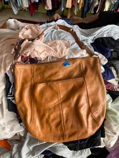 (Category: ) located in . Submitted by latumsthrift (Listing ID 1454664678, Image 1). Description: .