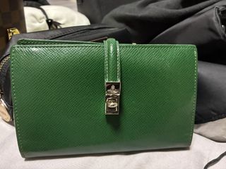 （分類：）位於 。 由 kh895 提交（商品編號 1454634300，圖片 1）。簡介： 。