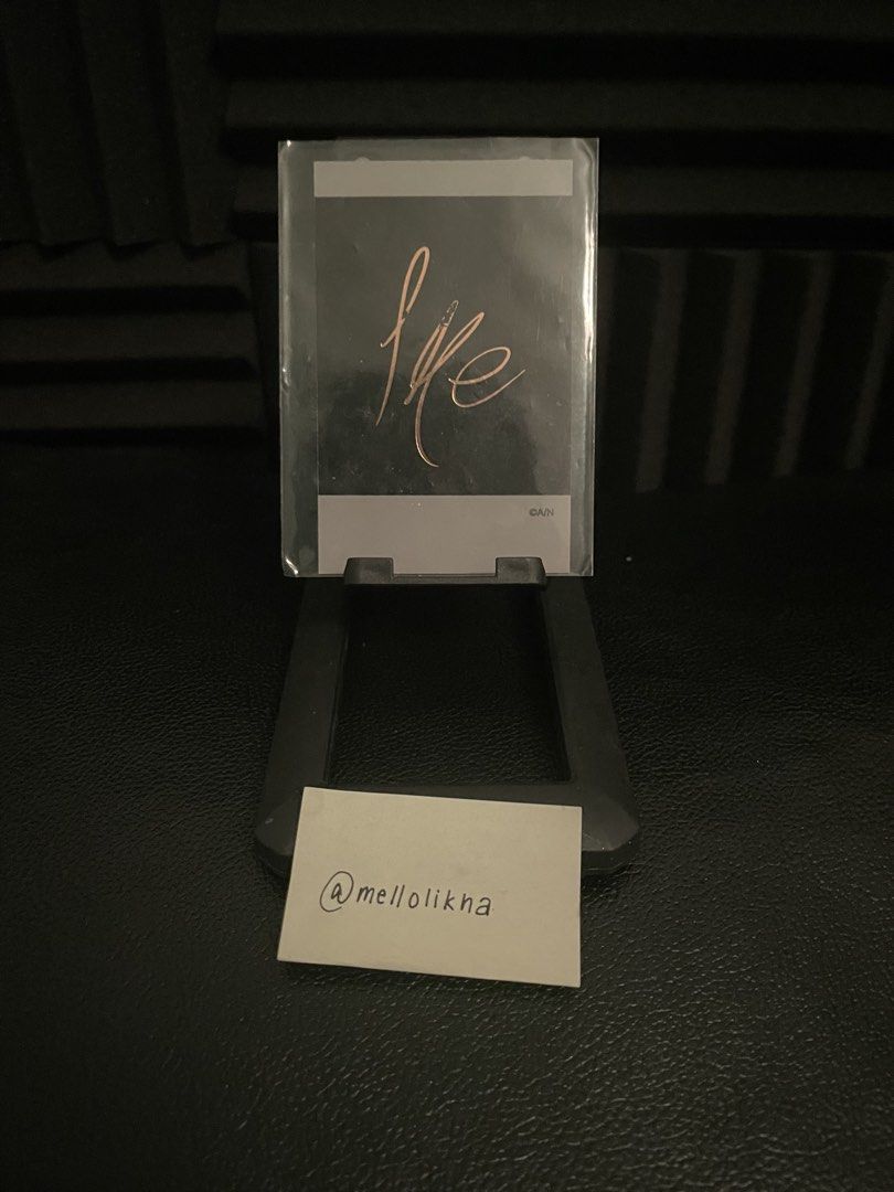 VTuber Ike Eveland Signed Photo Card (Category: Raw Singles) located in Cabuyao City. Submitted by mellolikha (Listing ID 1454741949, Image 2). Description: 🔎 Description: Ike Eveland Nijisanji EN Luxiem 1st anniversary photo card with Authentic signature on the back. Parts of the signature has been chipped but the signature is still readable. Card sleeve and top loader also included. 💰Mode Of Payment: GCASH/MARIBANK/BPI 📍 Meet Up Location: Gl