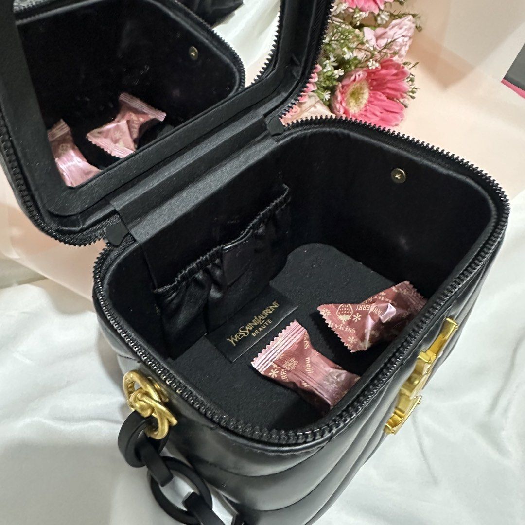 Ysl vanity bag without box (Category: Purses & Pouches) located in Paranaque City. Submitted by yzhyy (Listing ID 1454705561, Image 3). Description: .