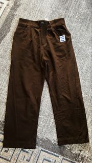 (Category: ) located in . Submitted by thriftbyaffizahelmi (Listing ID 1454572899, Image 1). Description: .