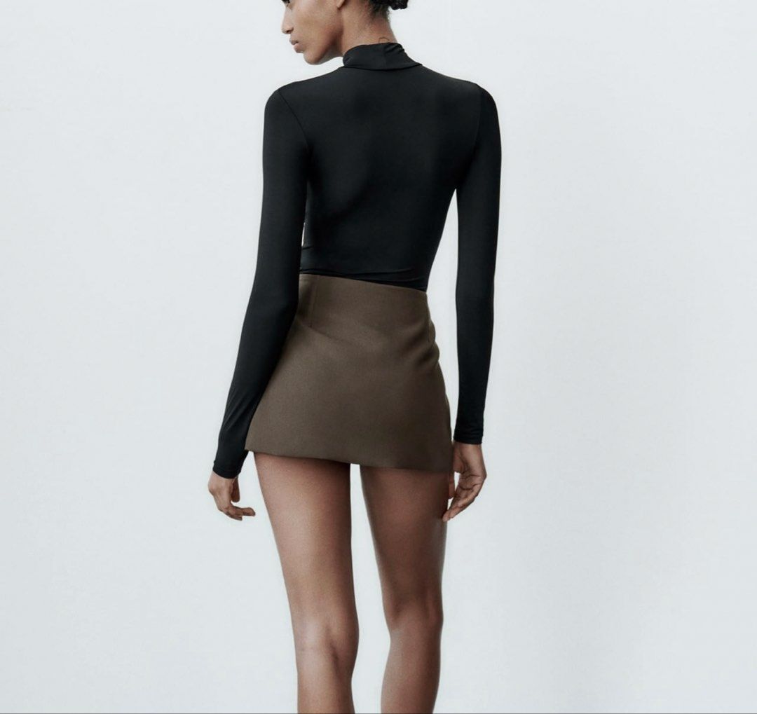 Zara skort (Category: Skirts) located in Quezon City. Submitted by mdlrrr (Listing ID 1454585868, Image 3). Description: Love the quality of this one + comes with built-in shorts. Rfs: Decluttering .
